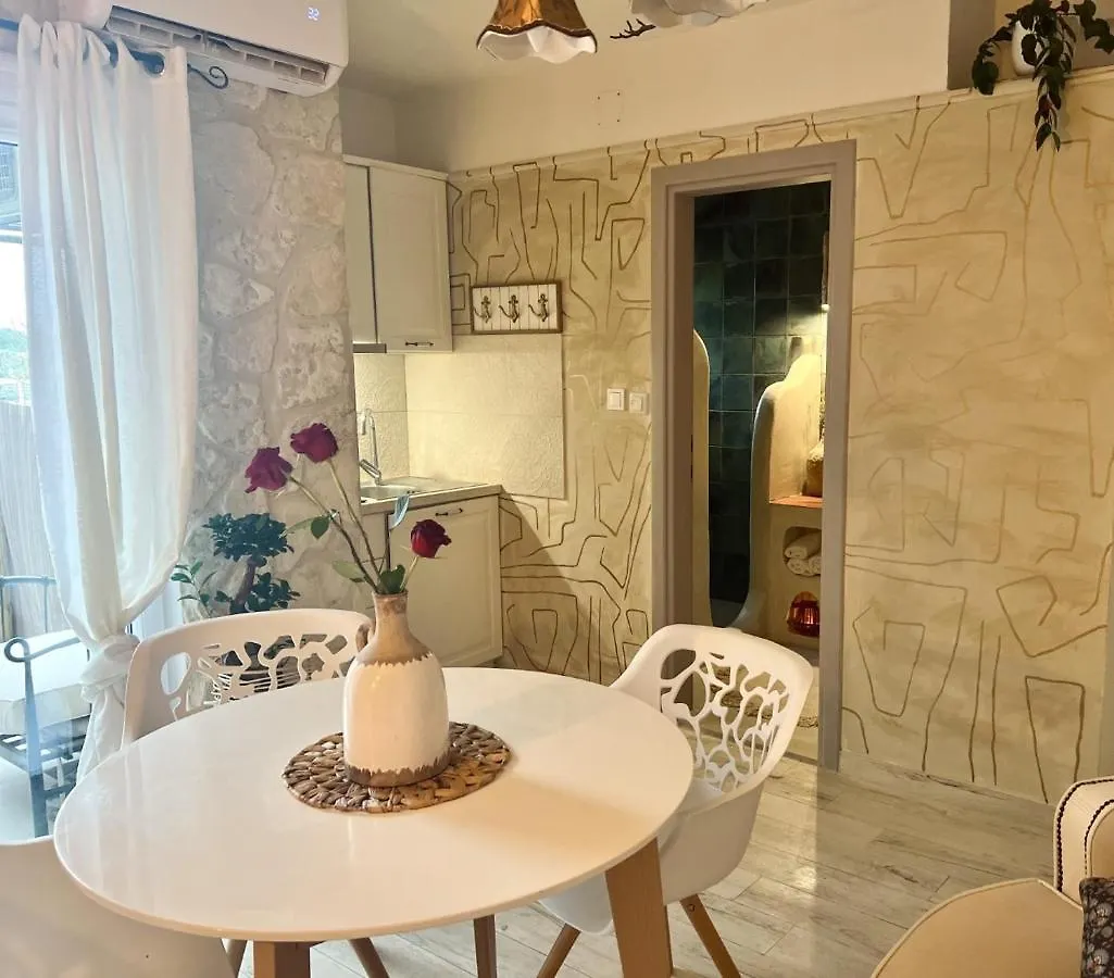 By The Sea Apartment Kastela 0*,  Croatia