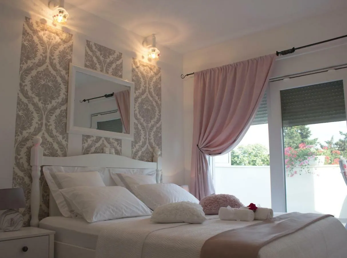 By The Sea Apartment Kastela Croatia