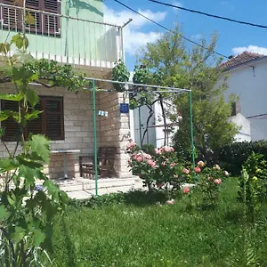 Apartament Mamich, Kaštela